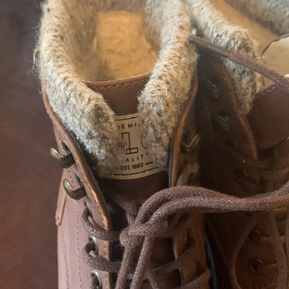 DLG Brown Lace Up Boots Size 7 EUC - Picture 4 of 4